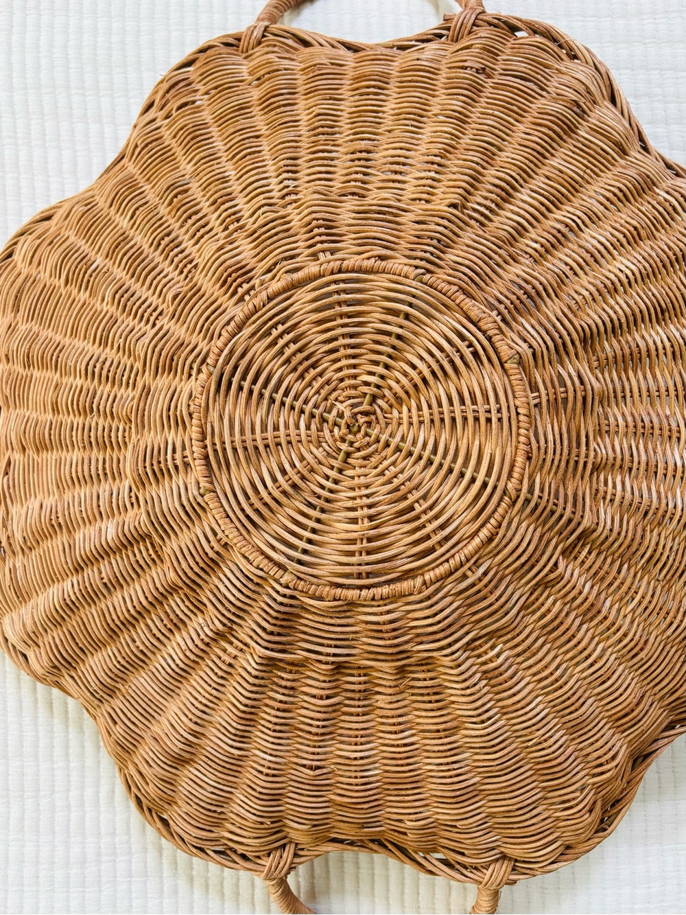 Threshold x Studio McGee Scallop Woven Shallow Bowl Basket Natural NWT - Picture 10 of 15
